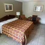 Budgetel Inn And Suites - Louisville